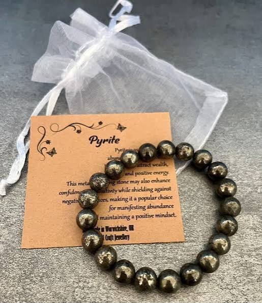 Read more about the article Pyrite Bracelet – The Golden Gemstone of Confidence, Determination & Timeless Style